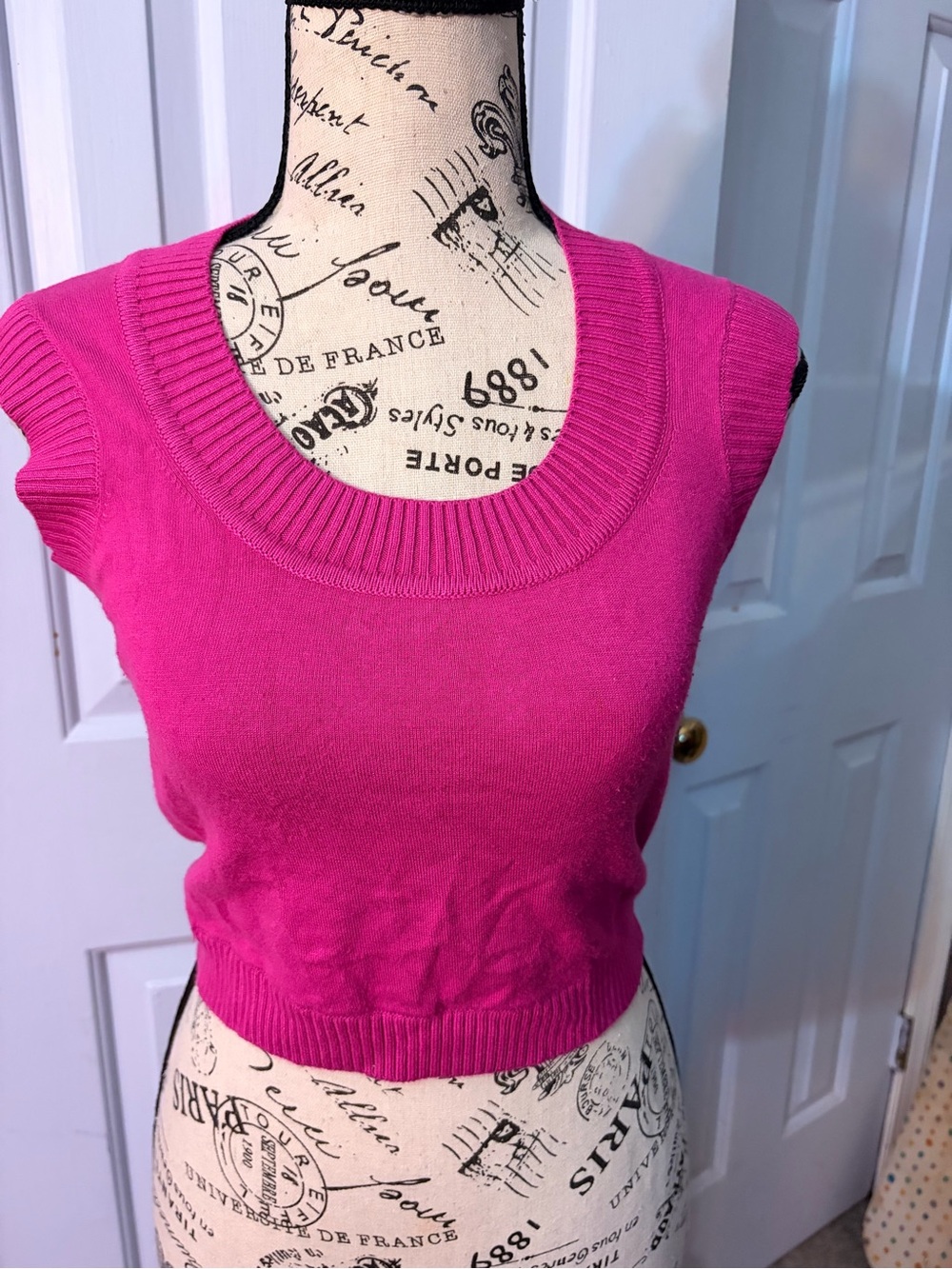 Bright Pink Ribbed Scoop Neck Knit Tank 4 piece